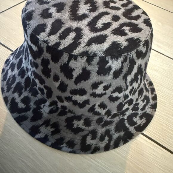 Brand new Dior double sided Black and Gray bucket  Hat main image 4